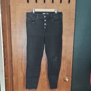 Old Navy Women's Distressed Black Ankle Jeans